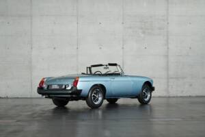 Image 21/50 of MG MGB (1976)