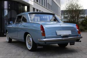 Image 9/56 of Peugeot 404 Coupé (1968)