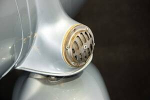 Image 35/45 de Piaggio Vespa 150 (1958)