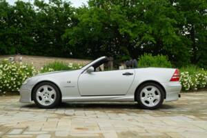 Obraz 8/50 pojazdu Mercedes-Benz SLK 230 Kompressor (1997)