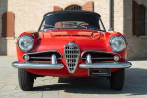 Immagine 6/50 di Alfa Romeo Giulia 1600 Spider (1964)