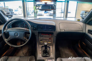 Image 37/46 of BMW 850CSi (1993)