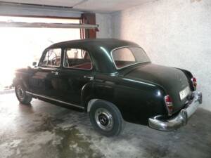 Image 12/30 of Mercedes-Benz 180 Db (1961)