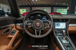 Immagine 16/25 di Porsche 911 Targa 4 (2016)