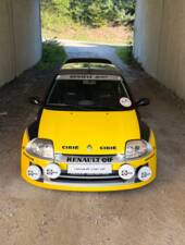 Imagen 9/29 de Renault Clio II V6 (2002)