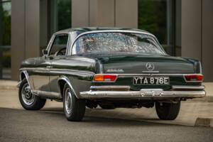 Obraz 3/10 pojazdu Mercedes-Benz 250 SE (1967)