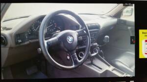 Bild 13/16 von BMW 525i (1988)