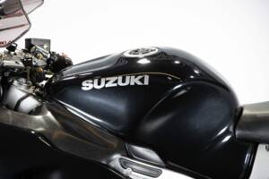 Immagine 19/50 di Suzuki GSX Hayabusa 1300 (1999)