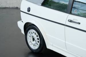 Image 33/50 of Volkswagen Golf Mk I Convertible 1.8 (1989)