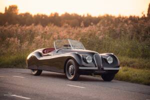 Image 4/20 of Jaguar XK 120 OTS (1950)