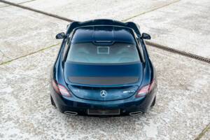 Afbeelding 2/38 van Mercedes-Benz SLS AMG (2010)