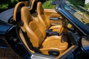 Immagine 37/50 di Porsche Boxster (2004)
