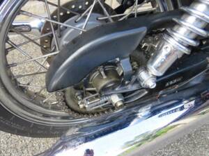 Image 33/39 of Triumph Bonneville T100 (2005)