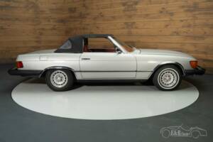 Image 5/7 de Mercedes-Benz 450 SL (1975)