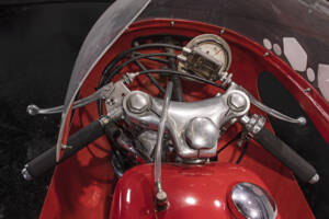 Image 17/22 of Aermacchi Harley-Davidson DUMMY (1969)