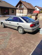Image 3/5 of Mazda 626 (1988)