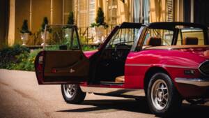 Image 4/26 of Triumph Stag (1976)
