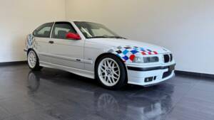 Bild 1/22 von BMW 318ti Compact (1997)