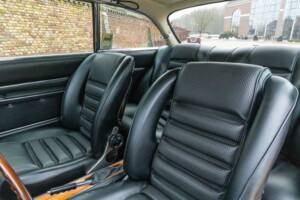 Image 14/50 de Alfa Romeo Giulia GT 1300 Junior (1972)