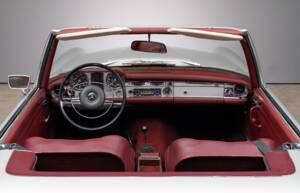 Bild 33/44 von Mercedes-Benz 280 SL (1970)