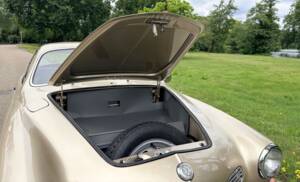 Bild 22/30 von Volkswagen Karmann Ghia 1600 (1971)