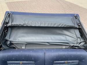 Afbeelding 46/75 van Volkswagen Golf I Cabrio 1.8 (1991)