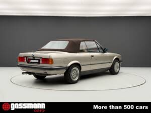 Bild 10/15 von BMW 320i (1990)