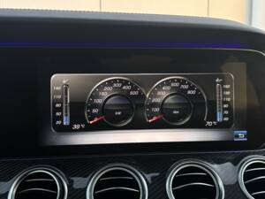 Bild 36/47 von Mercedes-Benz AMG E 63 S 4MATIC+ (2018)