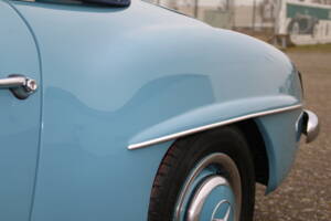 Image 46/68 of Mercedes-Benz 190 SL (1961)