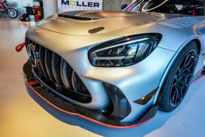 Image 13/52 of Mercedes-AMG GT Track Series (2021)