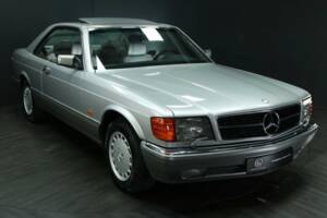 Afbeelding 8/50 van Mercedes-Benz 560 SEC (1991)