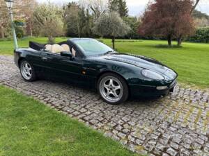 Image 6/44 of Aston Martin DB 7 Volante (1998)