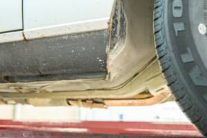 Bild 46/50 von BMW 320i (1981)