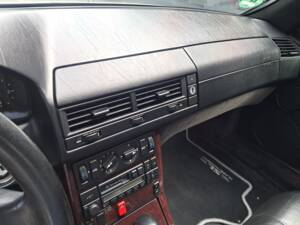Bild 18/30 von Mercedes-Benz SL 280 (1993)