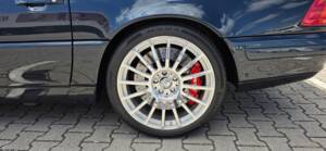 Image 8/100 of Mercedes-Benz SL 500 (1999)