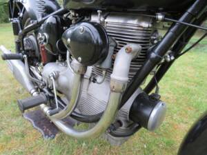 Image 16/50 of Sunbeam S 8 (1949)