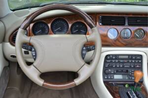 Imagen 42/50 de Jaguar XK8 4.0 (1998)