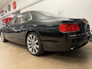 Bild 17/21 von Bentley Flying Spur W12 (2015)