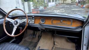 Image 40/54 de FIAT 1300 Vignale (1965)