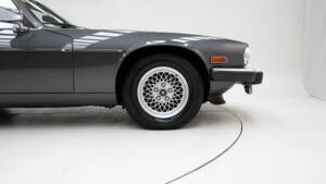 Image 10/15 of Jaguar XJS 5.3 V12 (1989)