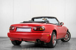 Immagine 41/50 di Mazda MX-5 1.8 (1995)