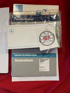 Image 2/21 of Mercedes-Benz 190 E 2.3-16 (1987)