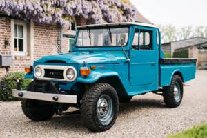 Image 13/27 of Toyota Land Cruiser FJ 45 (1976)