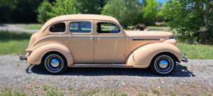 Bild 2/22 von Chrysler Royal Sedan (1938)