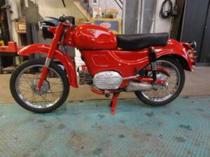 Imagen 8/12 de Moto Guzzi DUMMY (1963)