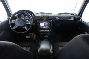 Image 17/35 of Mercedes-Benz G 350 d Professional (2018)