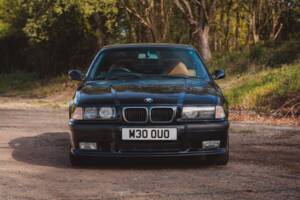 Immagine 8/37 di BMW M3 (1997)