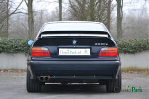 Image 4/50 of BMW 323i (1998)