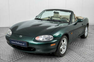 Image 17/50 of Mazda MX-5 1.8 (2000)