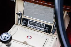 Image 27/42 of Jaguar Mk II 3.8 (1962)